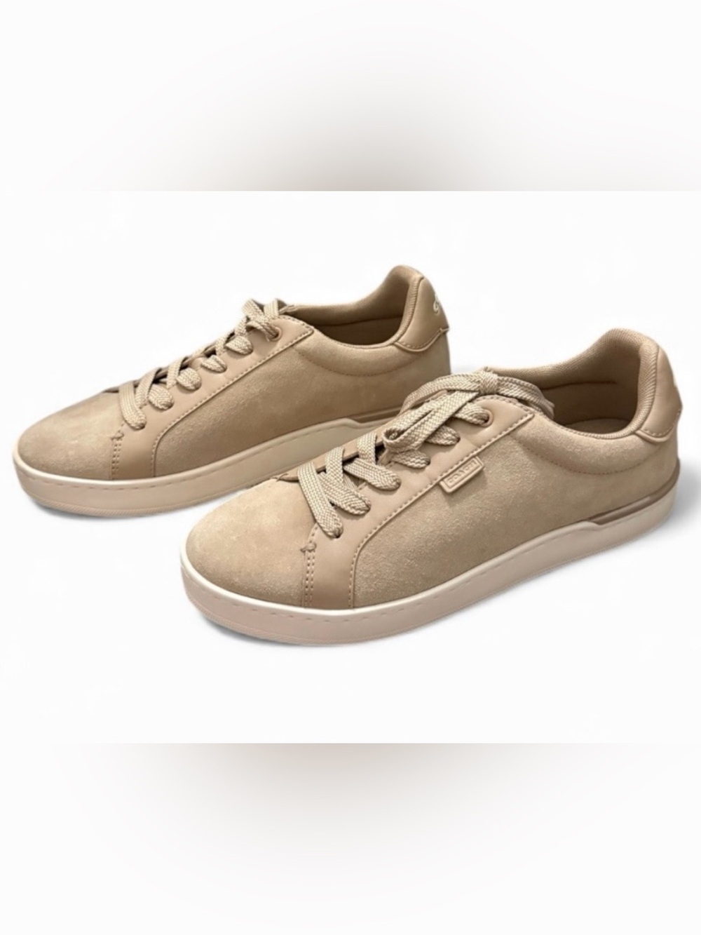NWOT Coach Lowline women’s 8.5 lace up suede low top tan sneakers